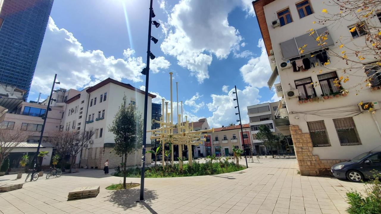 Metropolitan Apartments - City Center Tirana Exterior photo
